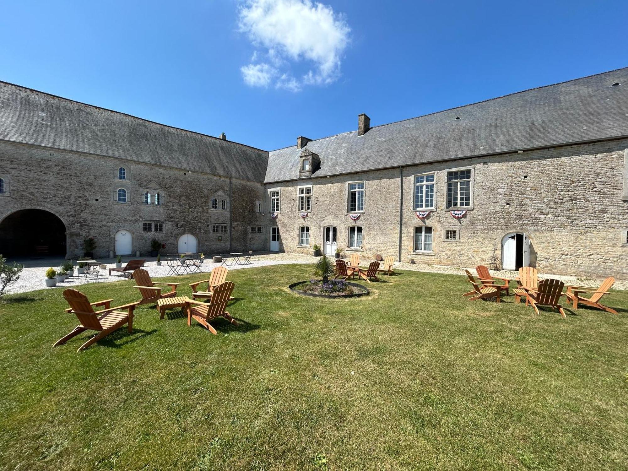 Chateau De Franquetot & D Day Collins Museum Sainte-Mère-Église Kültér fotó